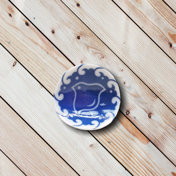 Mino Ware Bird Chopsticks Rest - 1 Bird and Waves Design