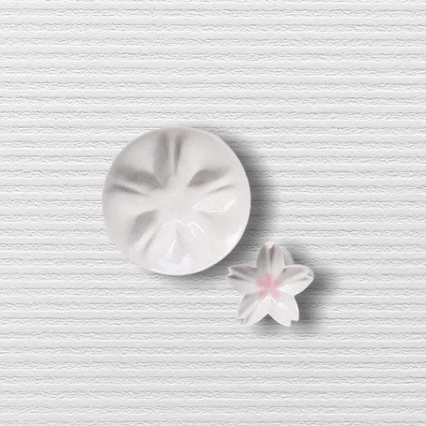 Kutani Ware Sakura Small Plate Set (Pink and White)