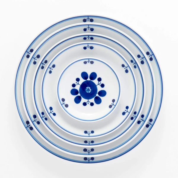 Bloom Japanese Side Plate – Bouquet Design, Hand-Painted Hasami Ware Porcelain, 16.5cm (6.5 in), Made in Japan