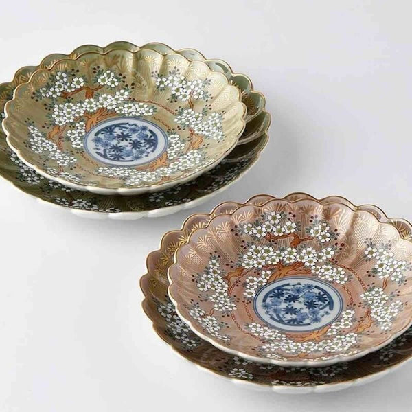 Hasami Ware Sakura Blossom Dinner Plate 19cm (7.5 in) – Green Handmade Japanese Porcelain Plate, Rinkuro Kiln, Made in Japan