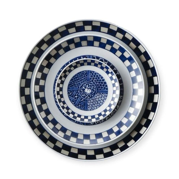 Ransei Blue Rabbit Motif Imari Style Porcelain Plate 18.5cm with Silver Accents, Hasami Ware, Made in Japan