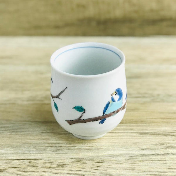 Kutani Ware Yamagara Japanese Tea Cup 240ml (8.1 US fl oz) – Varied Tit Bird Design, Porcelain Yunomi, Made in Japan