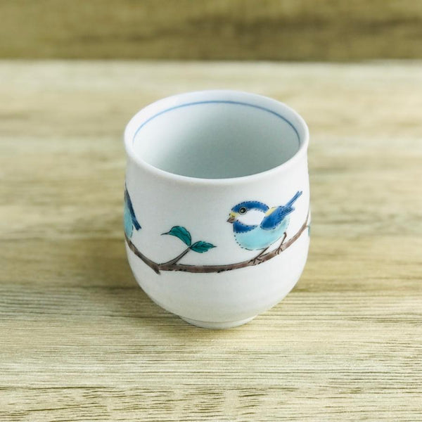 Kutani Ware Yamagara Japanese Tea Cup 240ml (8.1 US fl oz) – Varied Tit Bird Design, Porcelain Yunomi, Made in Japan