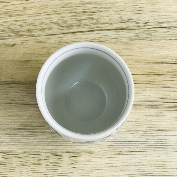 Kutani Ware Yamagara Japanese Tea Cup 240ml (8.1 US fl oz) – Varied Tit Bird Design, Porcelain Yunomi, Made in Japan