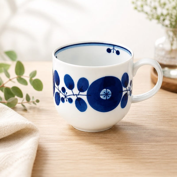 Bloom Japanese Coffee Mug – Wreath Design, Hand-Painted Hasami Ware Porcelain, 360ml (12.2 fl oz), Made in Japan
